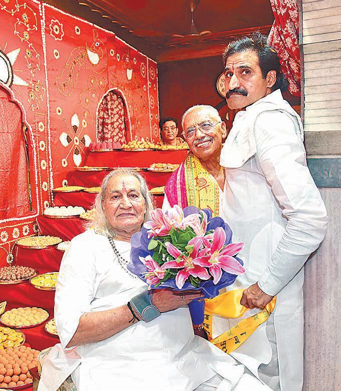 DIVINE DARSHAN