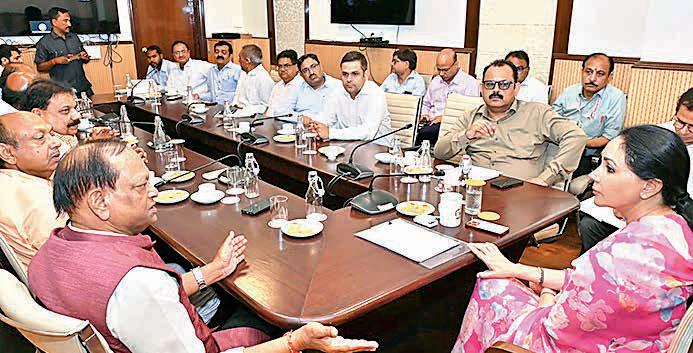 Diya Kumari pushes revamp of Jpr's Walled city; heritage core to shine