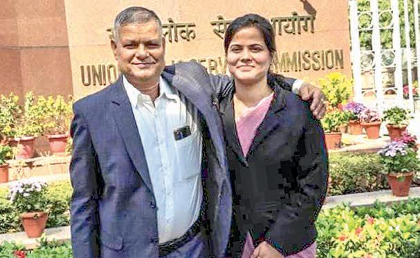 UPSC RESULTS DECLARED Shakti Dubey from Prayagraj secures Rank 1, 1009 candidates recommended