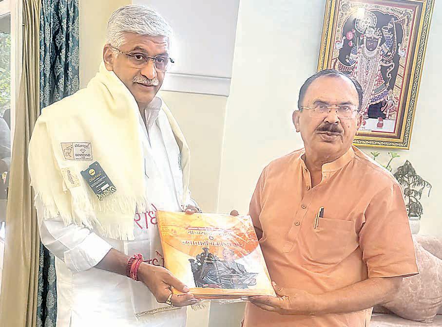 People should play the role of aware citizens for rural development: Devnani