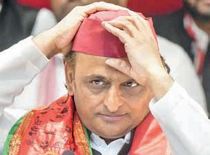 Akhilesh accuses UP govt of backing Ramji Lal's convoy attackers