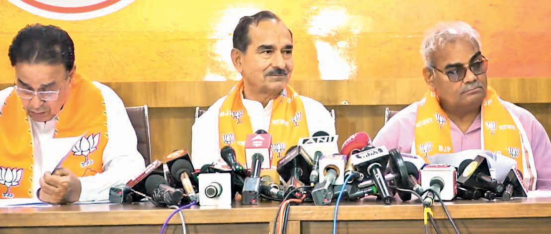 BJP leaders slam Cong's 'Samvidhan Bachao' rally