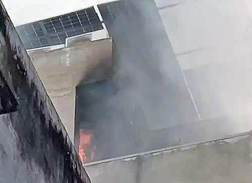 Hotel that caught fire had no NoC from fire department