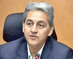 CS Pant pushes for accountability in dept actions