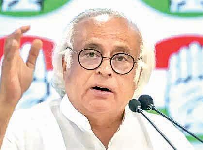 Modi govt 'buckled under US pressure' at IMF: Cong