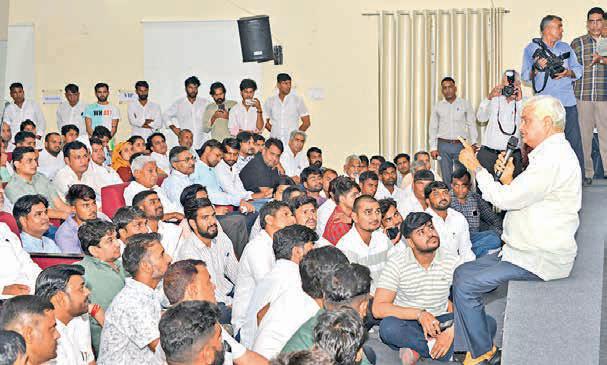 Meena urges youth to take up agriculture