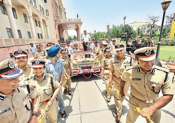 Emotional send-off for Sahoo; Meharda takes charge