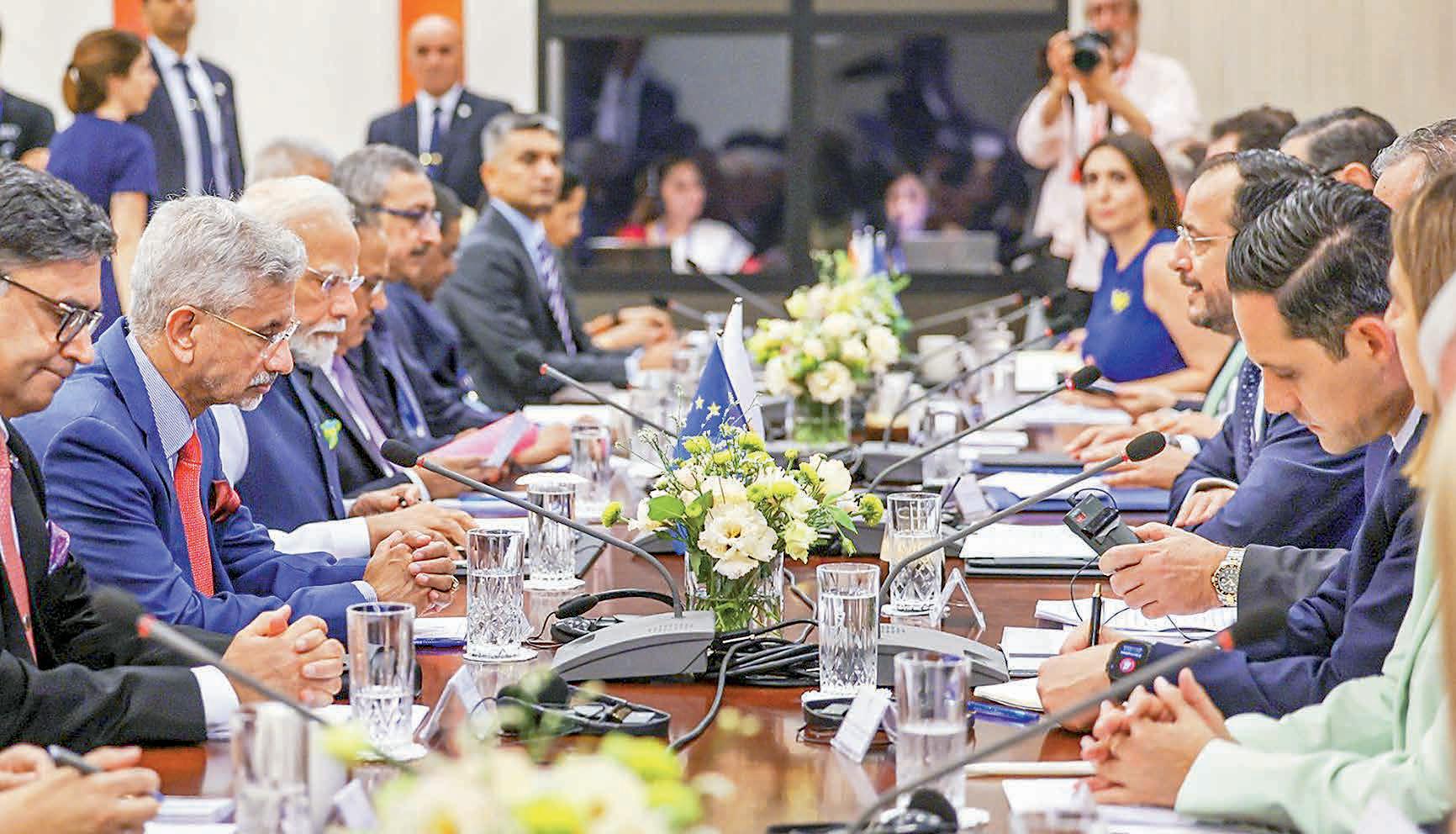MODI, CYPRUS PREZ URGE PEACE AMID GLOBAL CONFLICTS