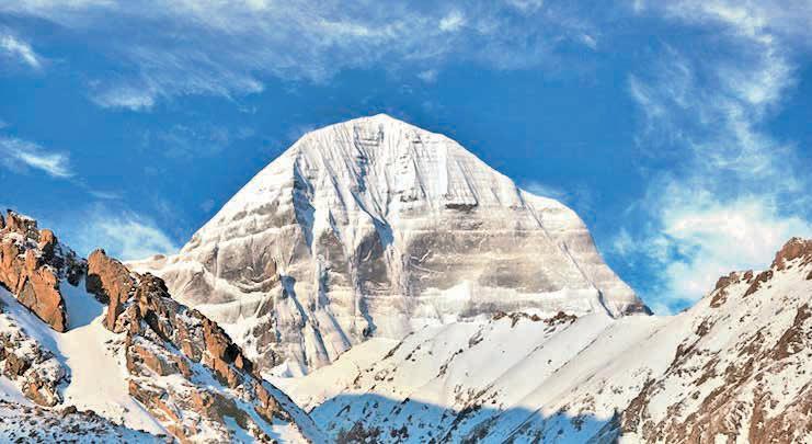 First batch Of Kailash Mansarovar yatris finally leave for Nathula Pass