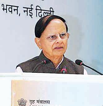 Secretary to PM, Mishra chairs SDRF conference