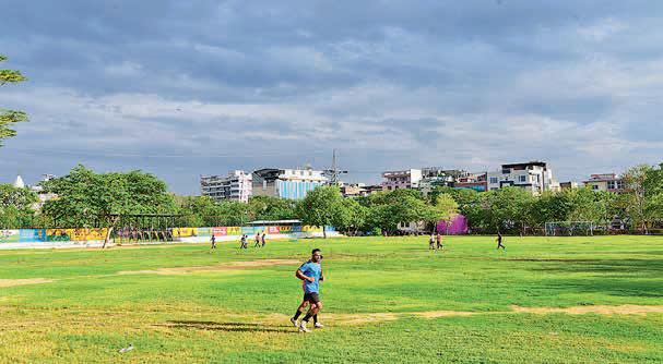 Monsoon hits state early, brings heavy showers in parts of State