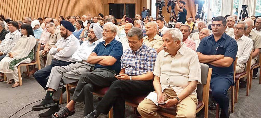 Nation cannot afford to lose dedicated professionals: Sunil Arora