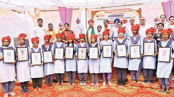 Meghwal pledges district status push, stresses unity