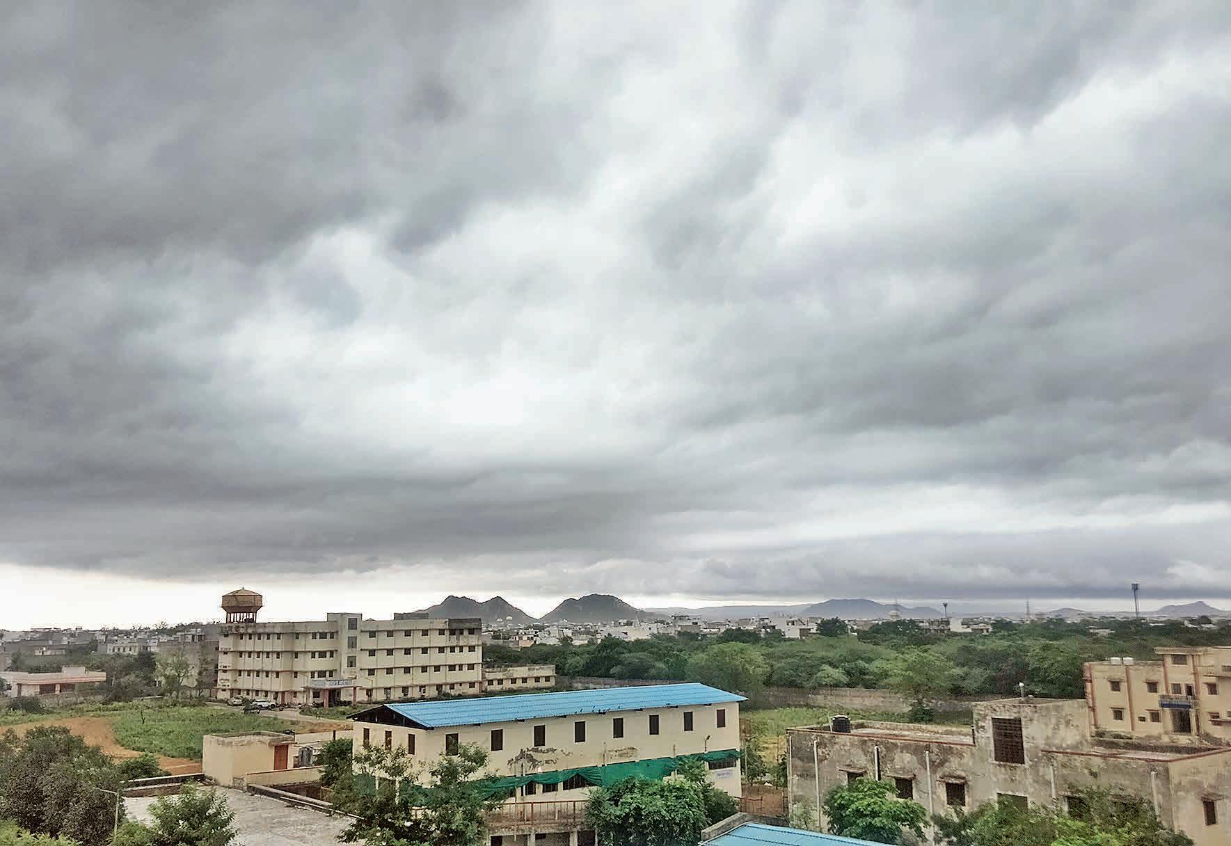 Heavy rain expected in coming days