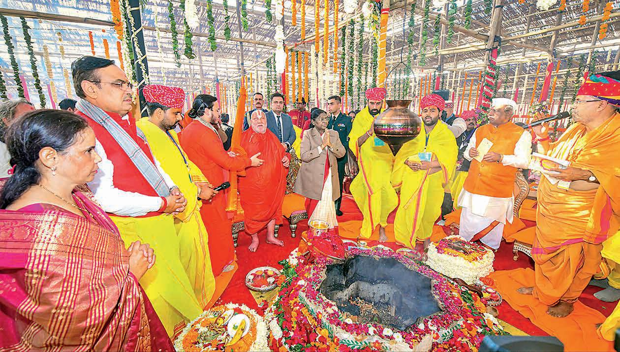 President Droupadi Murmu graces sacred 1,008 Kund Hanuman Mahayagya in Jaipur