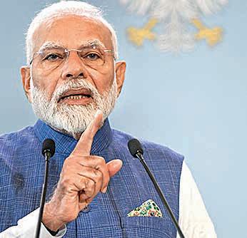 Protests stall LS moments before PM Modi's speech
