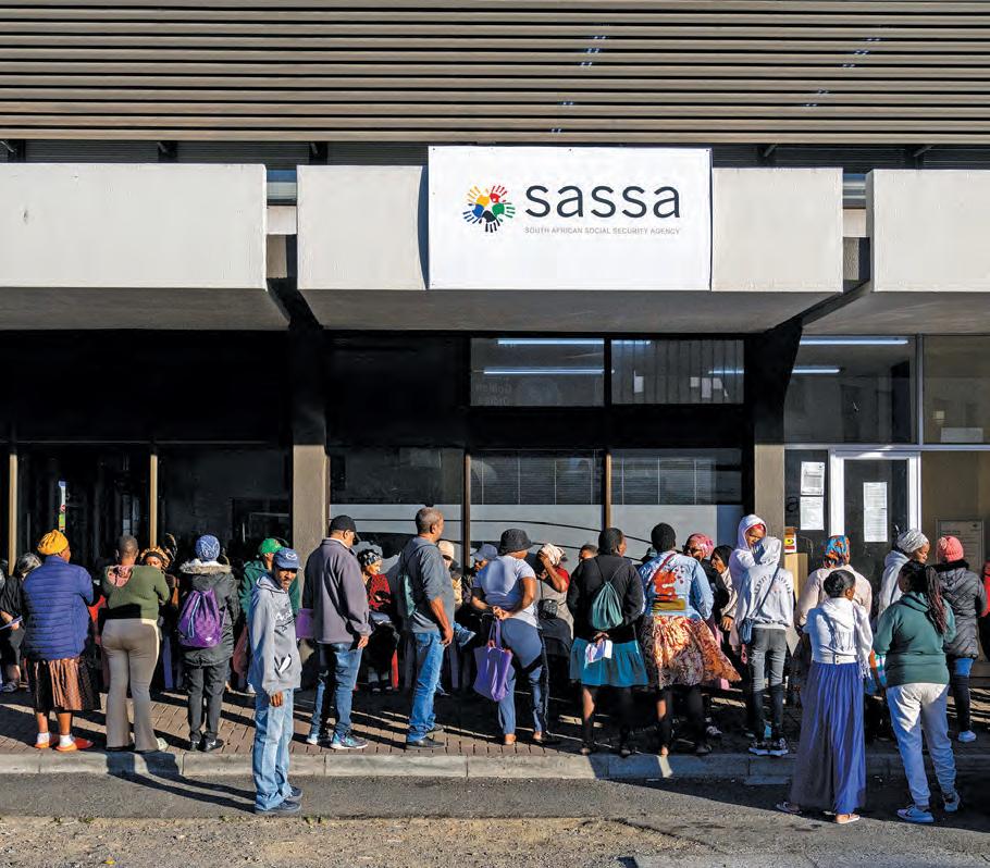 Sassa beneficiaries given extra time to switch to black cards