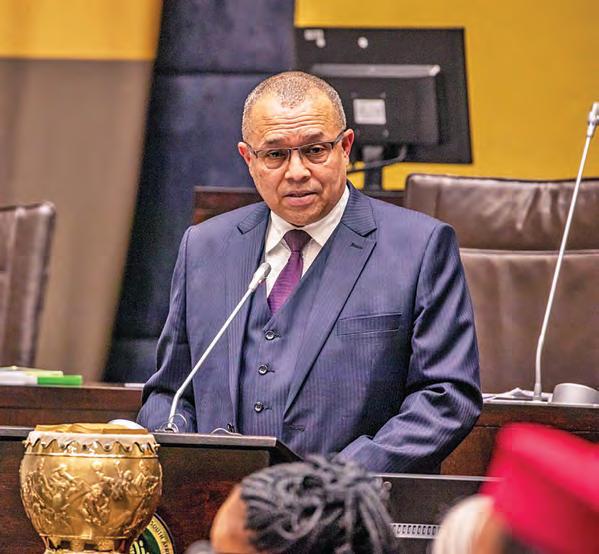 Parliament reviews MPs' conduct following numerous complaints