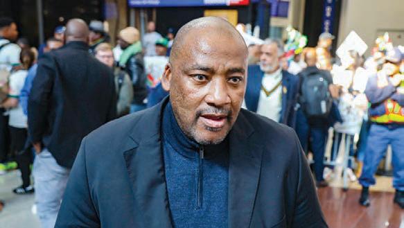 McKenzie says Modise too broke to bring back Bloemfontein Celtic