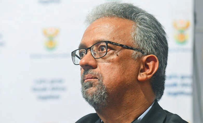 Department slams hundreds of schools for dropping pure maths