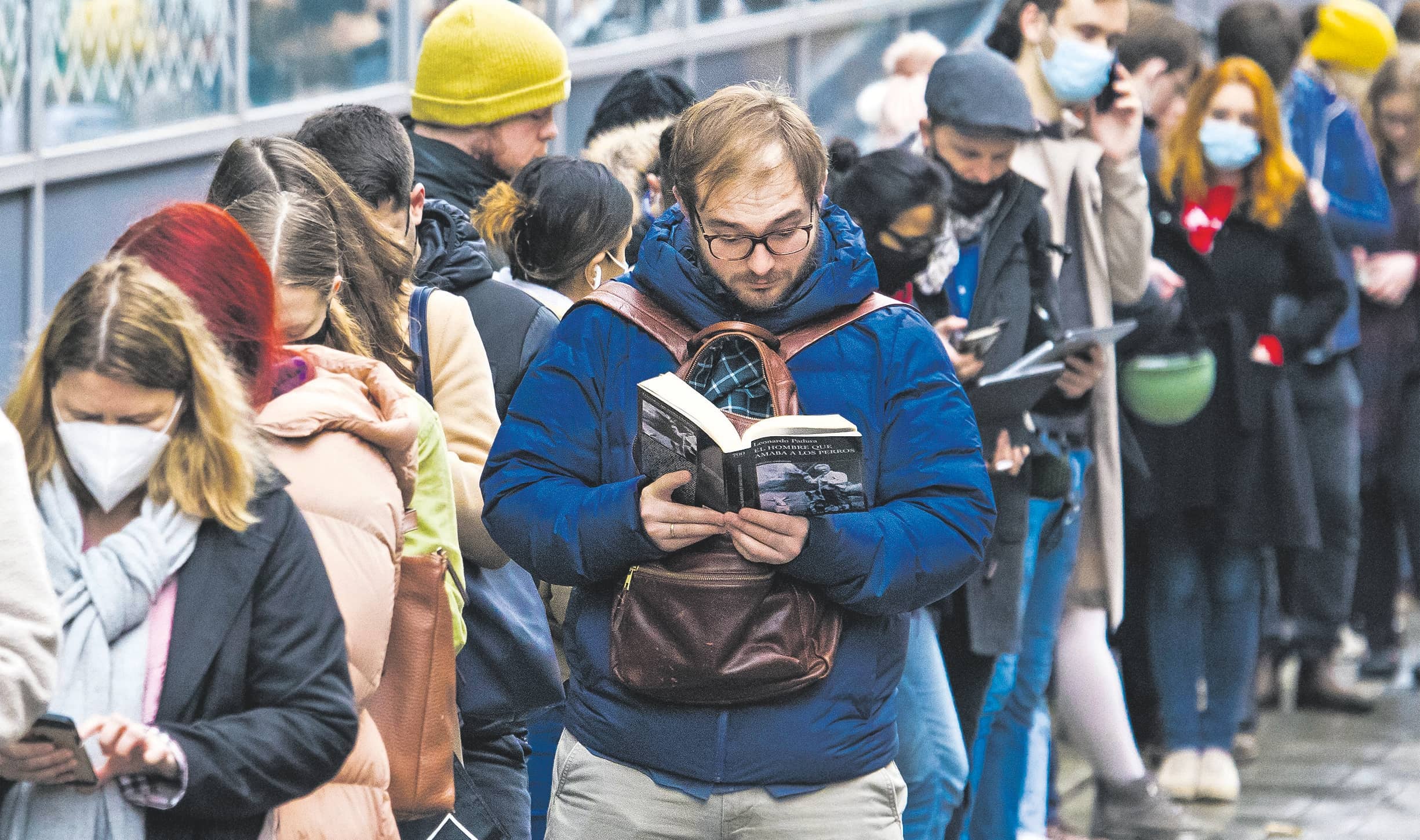 NHS put on crisis footing as Omicron variant surges