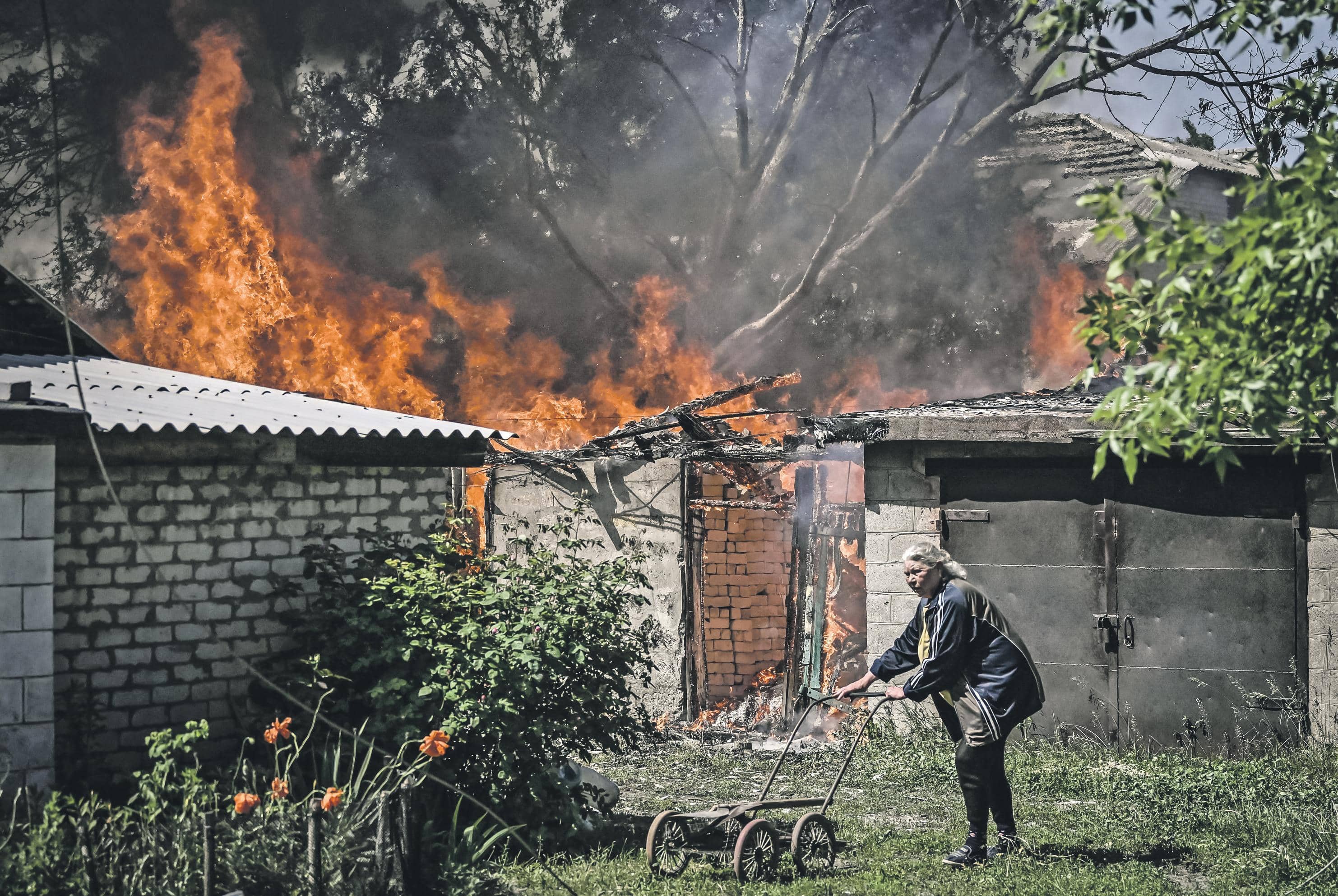 Russian Troops Advance Into Key City In Donbas