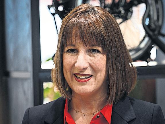 Starmer backs Reeves and warns of 'ruthless' public spending cuts