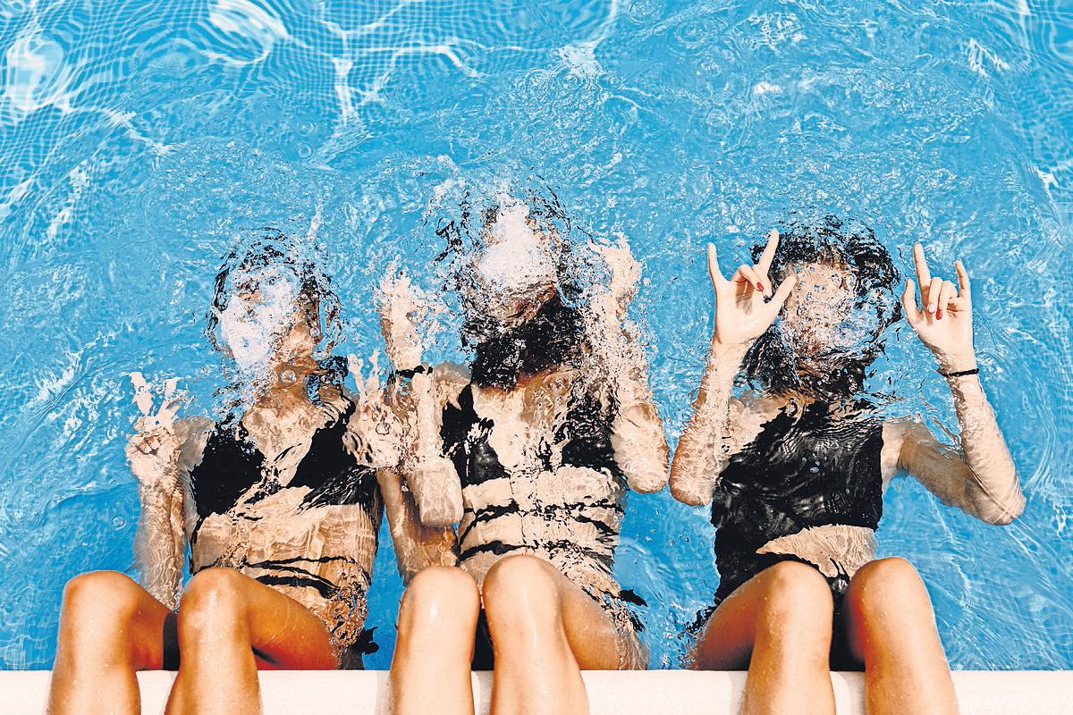 G-string ban in Australian pools prompts misogyny row
