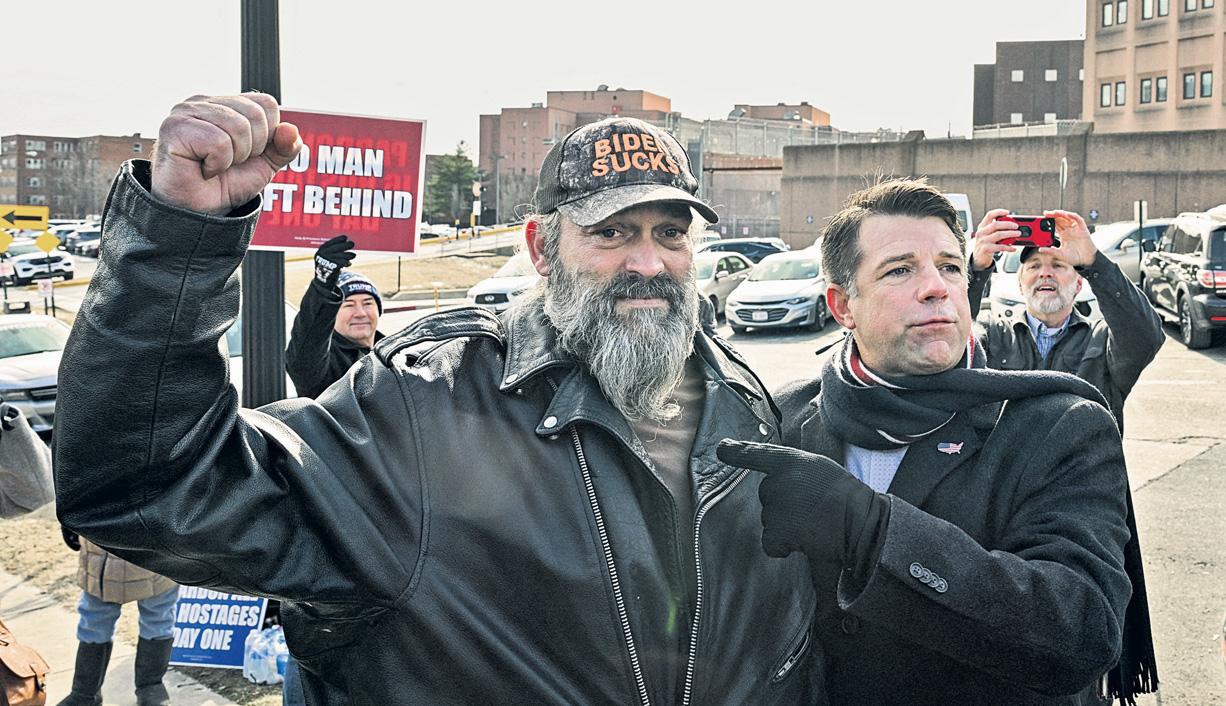Convicted Capitol rioters are freed by Trump