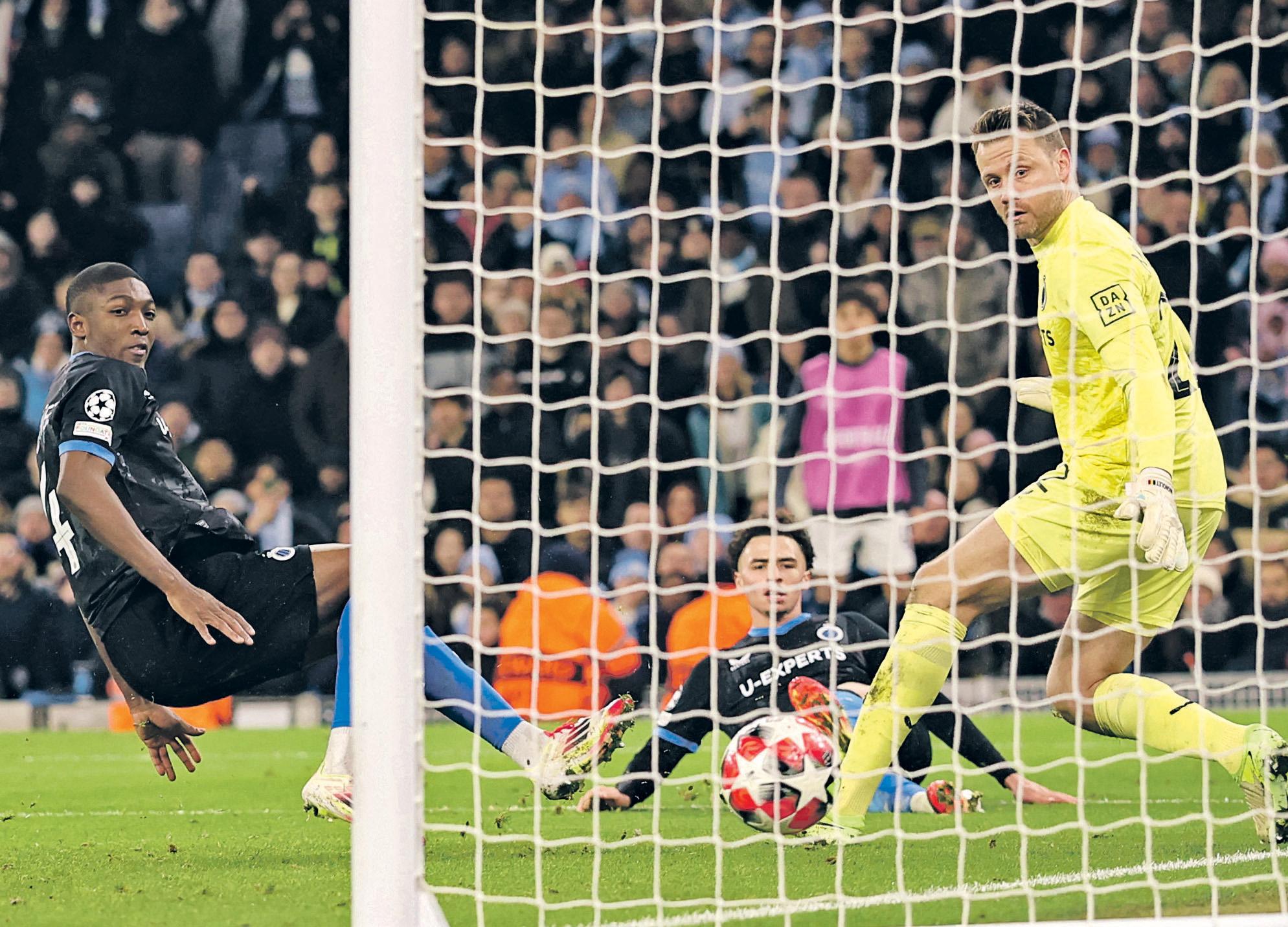 City avoid fright night as Savinho breathes life into stuttering side