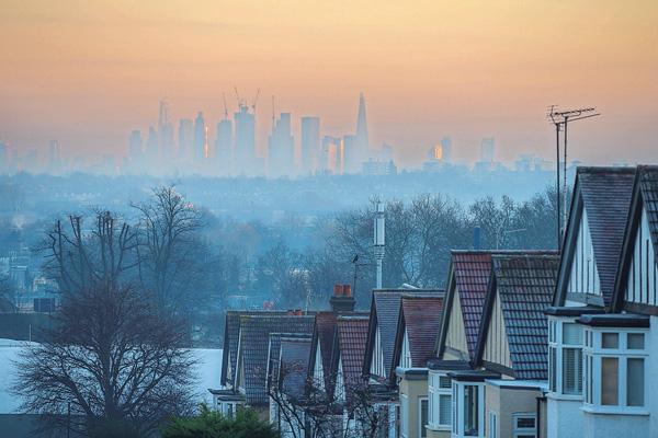 Lung cancer cases linked to UK's toxic air pollution