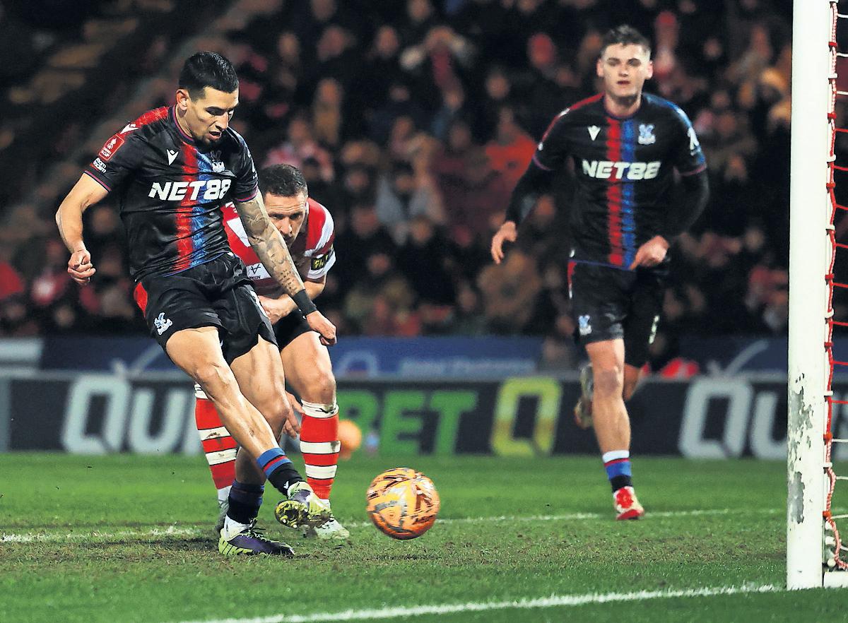 Muñoz and Devenny deliver for Palace with Millwall date in store