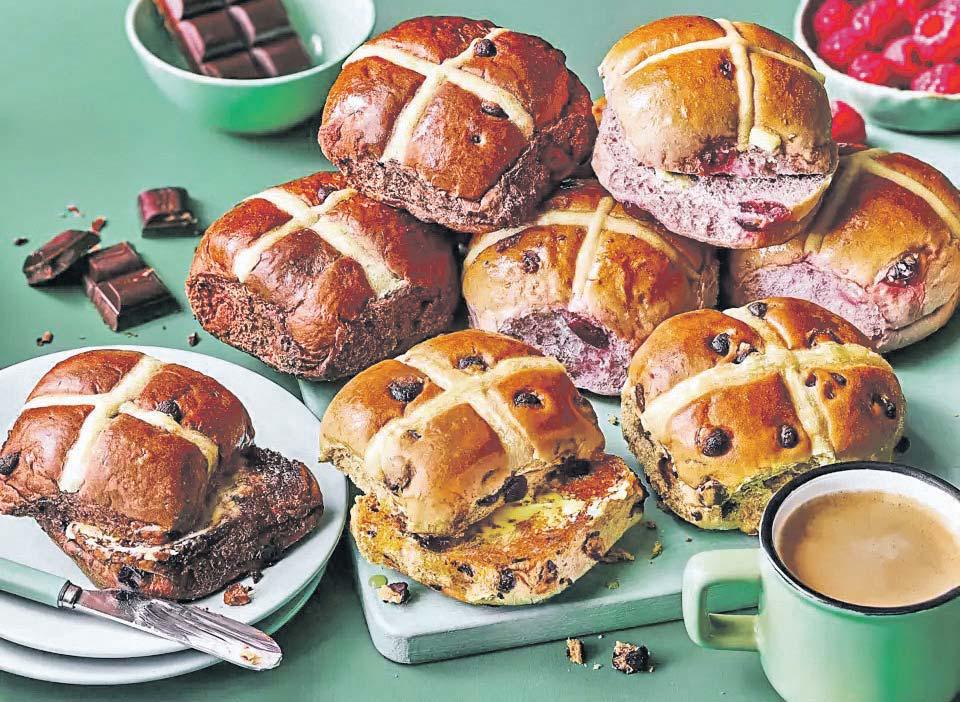 Lamb, cheese or tiramisu? Supermarkets see rise of the 'not cross bun'