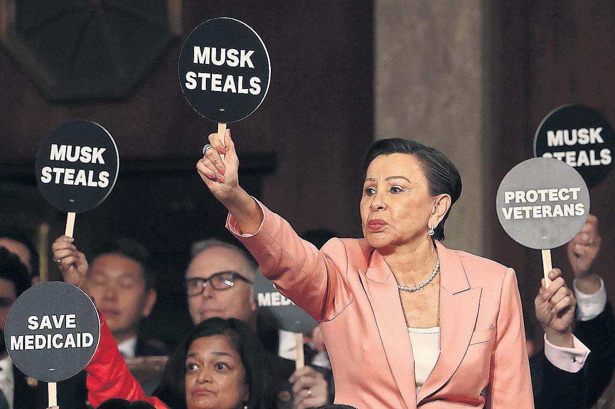 Sketch Lies and boasts cheered and jeered by bitterly divided Capitol