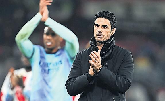Arteta refuses to give up on title after United draw
