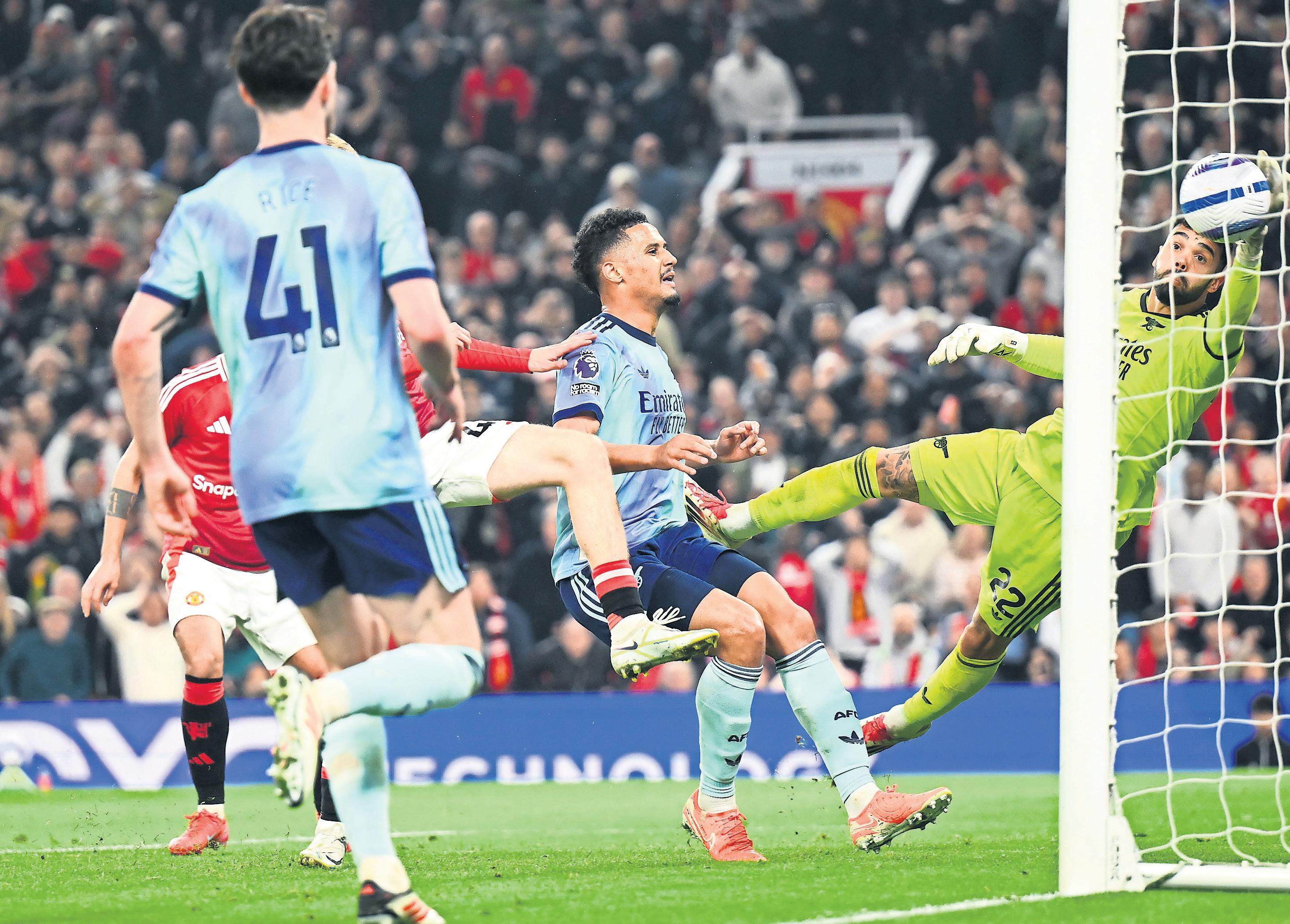 Rice rescues point after Fernandes sparks United