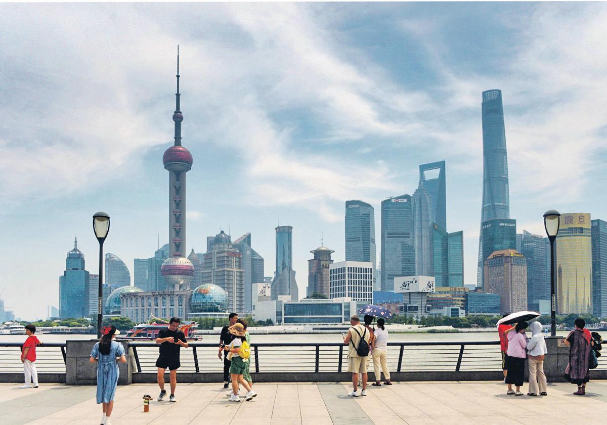World cities hit by swings in extreme weather as climate crisis intensifies, says report