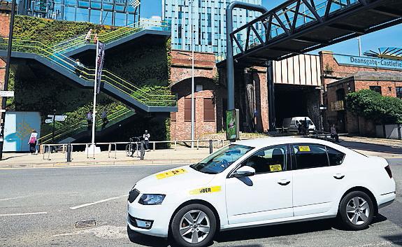 Taxi companies launch crowdfunder to continue legal fight against Uber