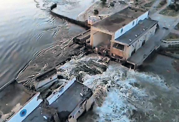 Pollution Destruction of dam 'had effects like Chornobyl'