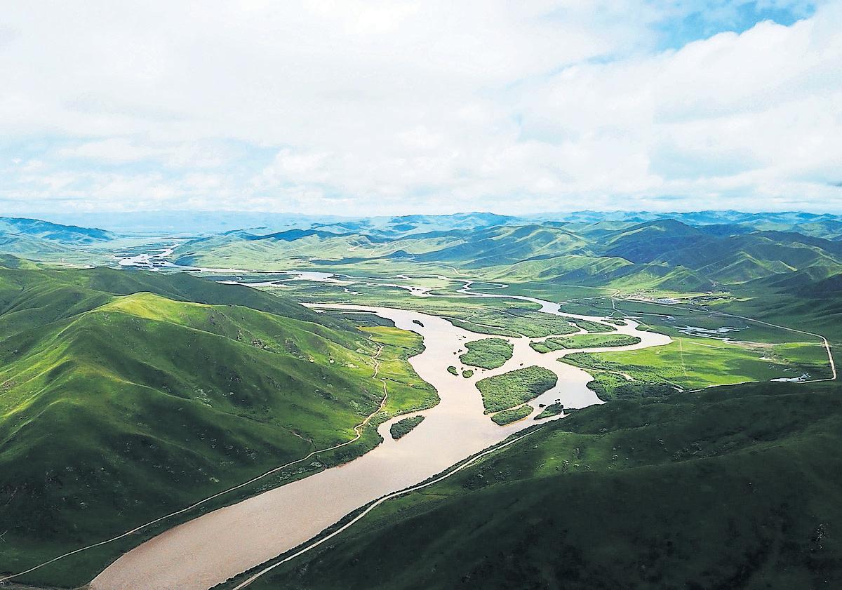 'All the birds returned' How China restored the world's most eroded place