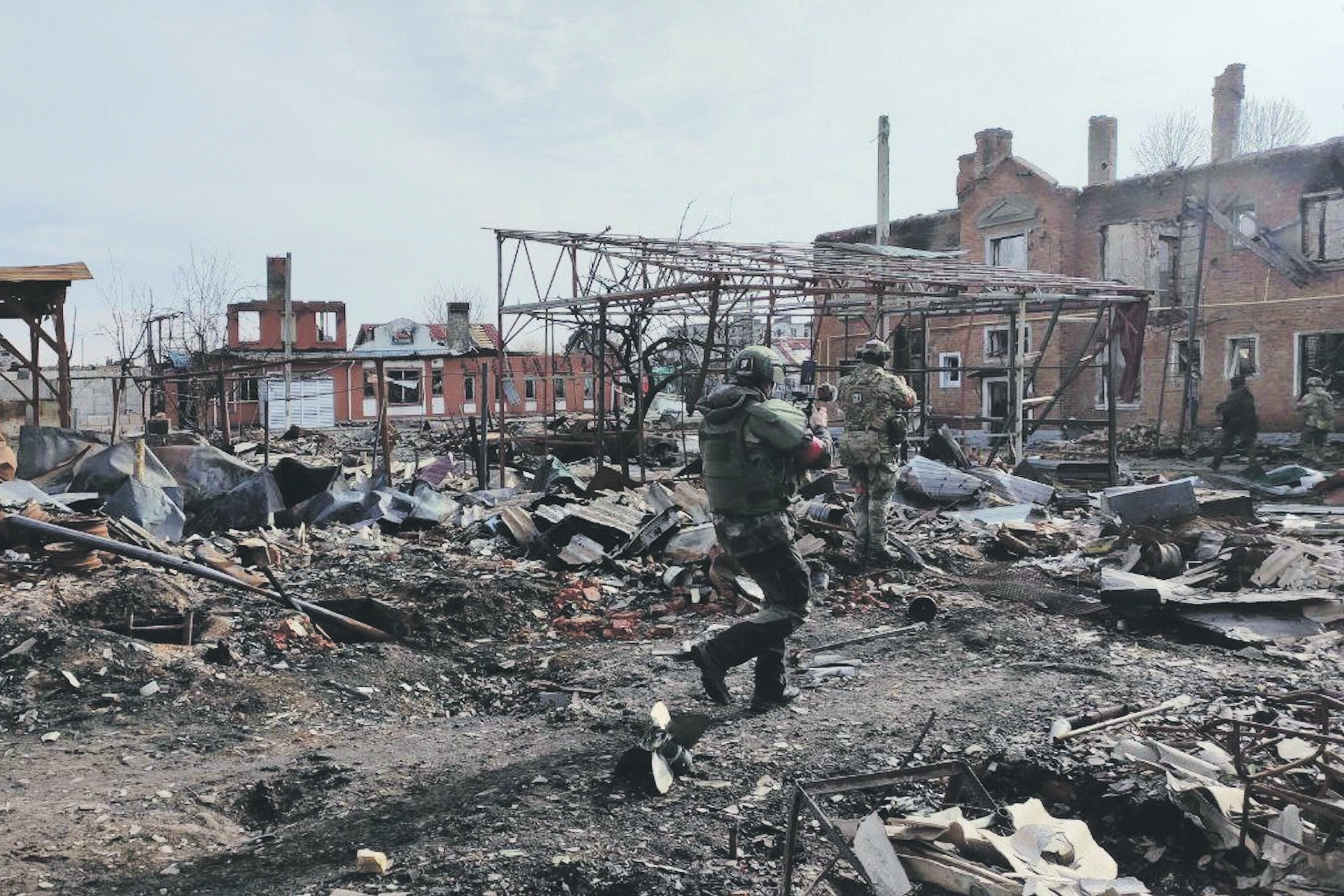 Beating a retreat Mixed emotions as Ukrainians give up territorial gains