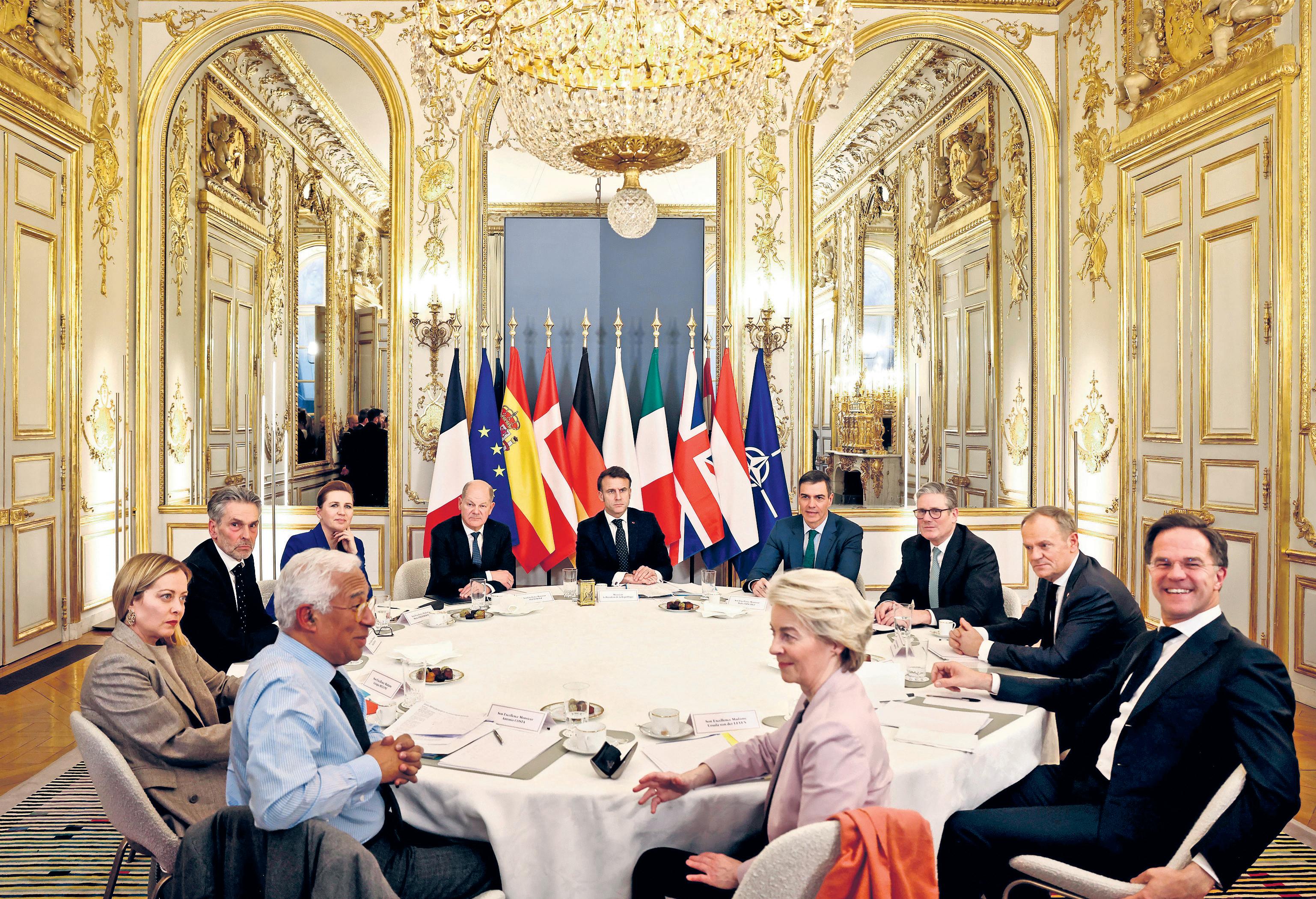 PM: Putin must not 'play games' over ceasefire