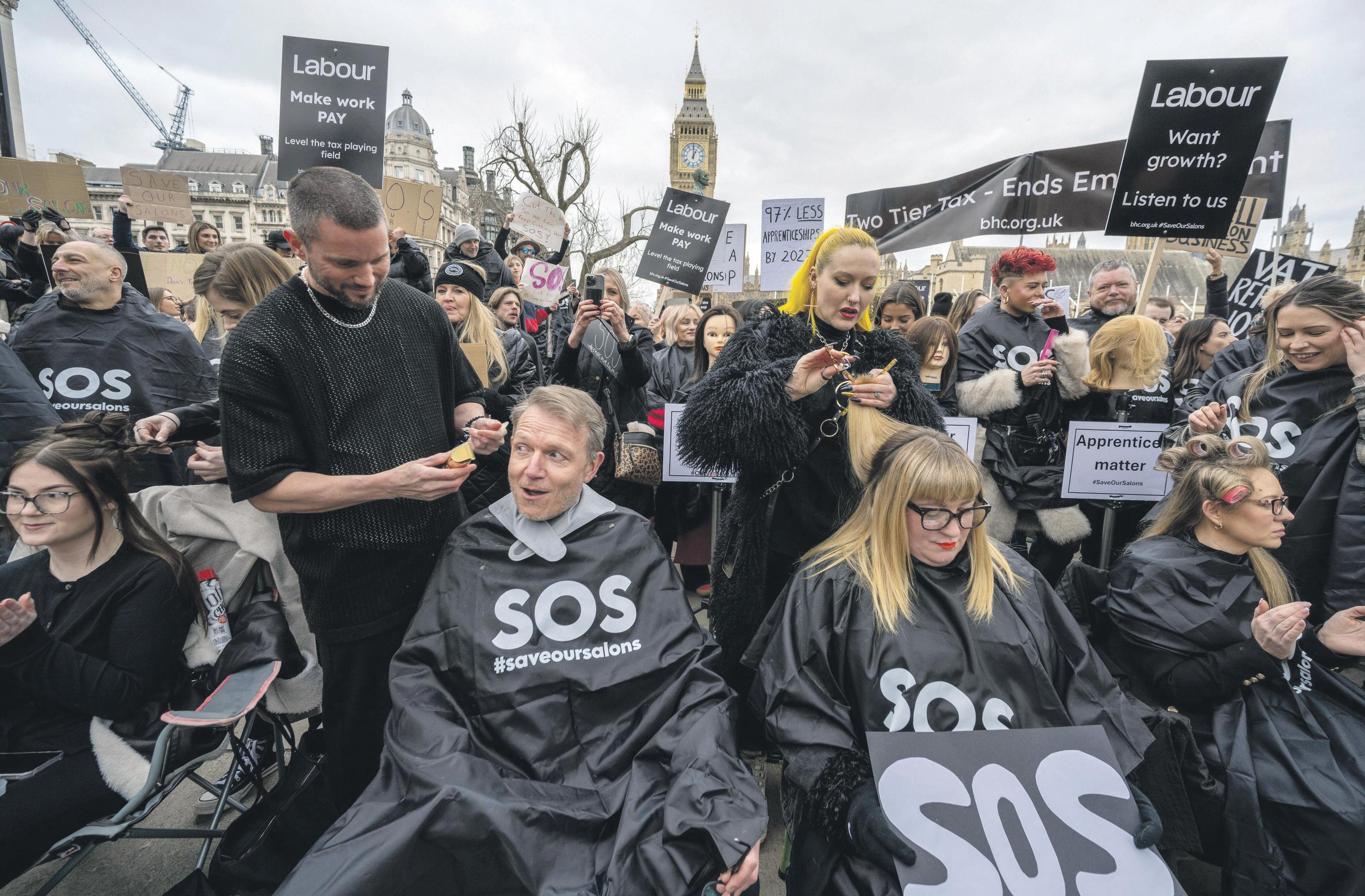 D-day for benefit cuts as Starmer faces growing tide of opposition