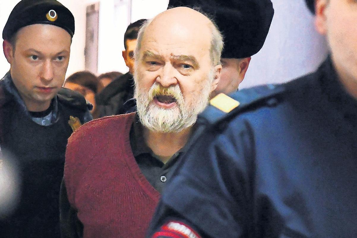 Soviet-era dissident jailed for 16 years over anti-war views