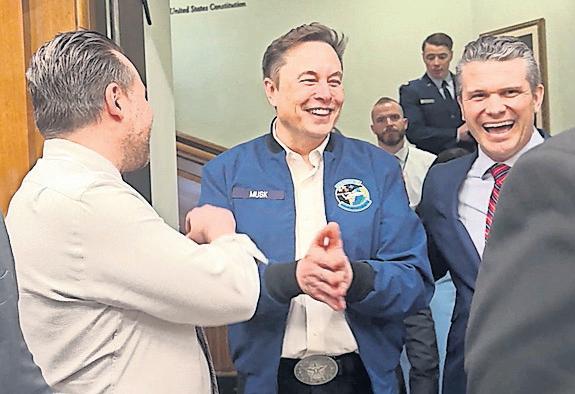 Trump Rejects Claim Musk Was Shown Top-Secret China War Plans