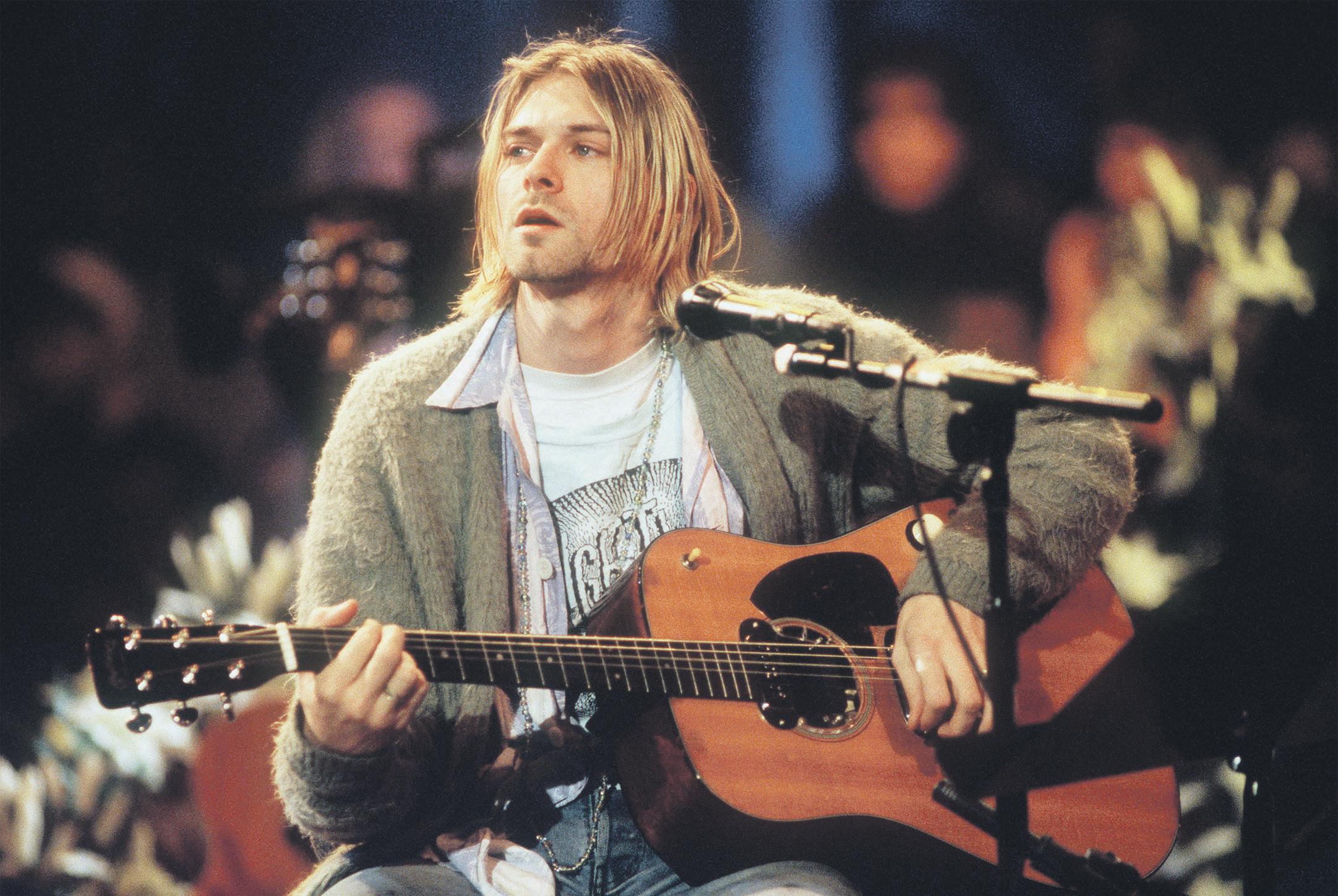 The world's most expensive guitar to go on show in Britain