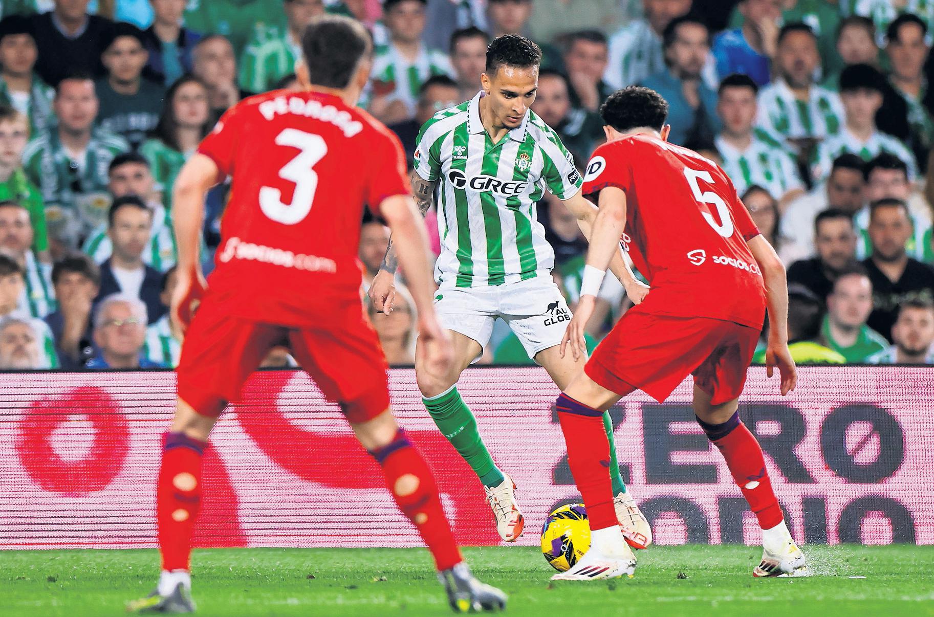 On-loan Antony finds a home at Betis amid derby delirium