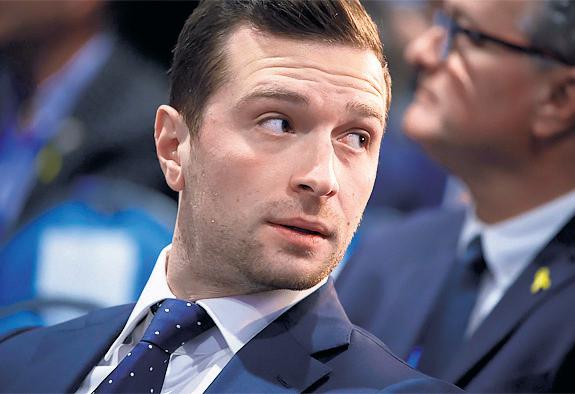 Spotlight falls on 'right-hand man'