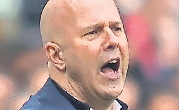 'Unacceptable' Slot warns Liverpool cup final lethargy must not be repeated