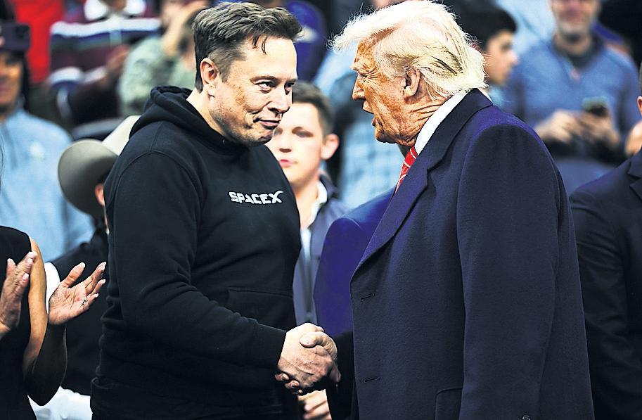 Musk Tesla boss urged Trump to reverse policy